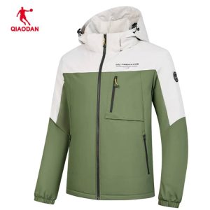 Woven windbreaker